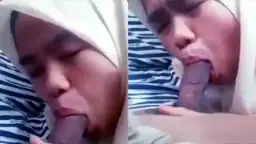 Disepongin Daun Masih Muda Majikan Enak Banget Video by Eporner Disepongin Daun Masih Muda Majikan Enak Banget Video by Eporner