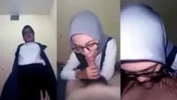 Kena Sepong Tante Hijab di Hotel Video by PlayBokep