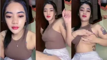 Host Bertato Goyang Nakal Remas Susu