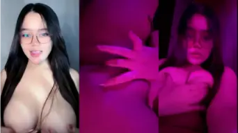 Bella Berkacamata Ngangkang Spill Meki Mango Video by xVideos Bella Berkacamata Ngangkang Spill Meki Mango Video by xVideos
