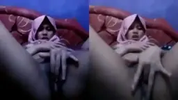 Dewi Rina Hijabers Montok Colmek Video by TXXX