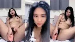 Bokep Desahan 4_BG Cantik Colok Memek Pakai Dildo Video by PornOne