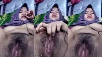 Jilbab Semok Sange Pengen Diewe Video by SangeLink