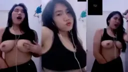 Bokep VCS Cewek Cantik Toket Gede Sange Video by Indo18