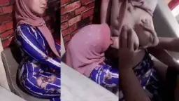Jilbab Viral Nyepong Layani Atasan Video by SangeLink Jilbab Viral Nyepong Layani Atasan Video by SangeLink