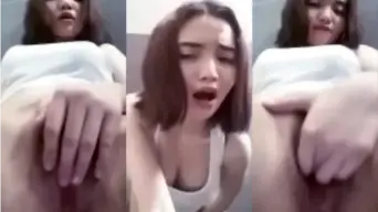 Cewe Bondol Binal Omek Tiga Jari Video by PornTrex Cewe Bondol Binal Omek Tiga Jari Video by PornTrex