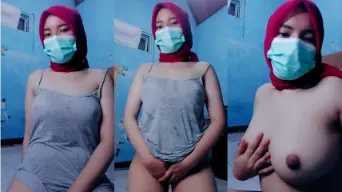 ABG 19Yo Jilbab Merah Joget Binal Video by PlayBokep
